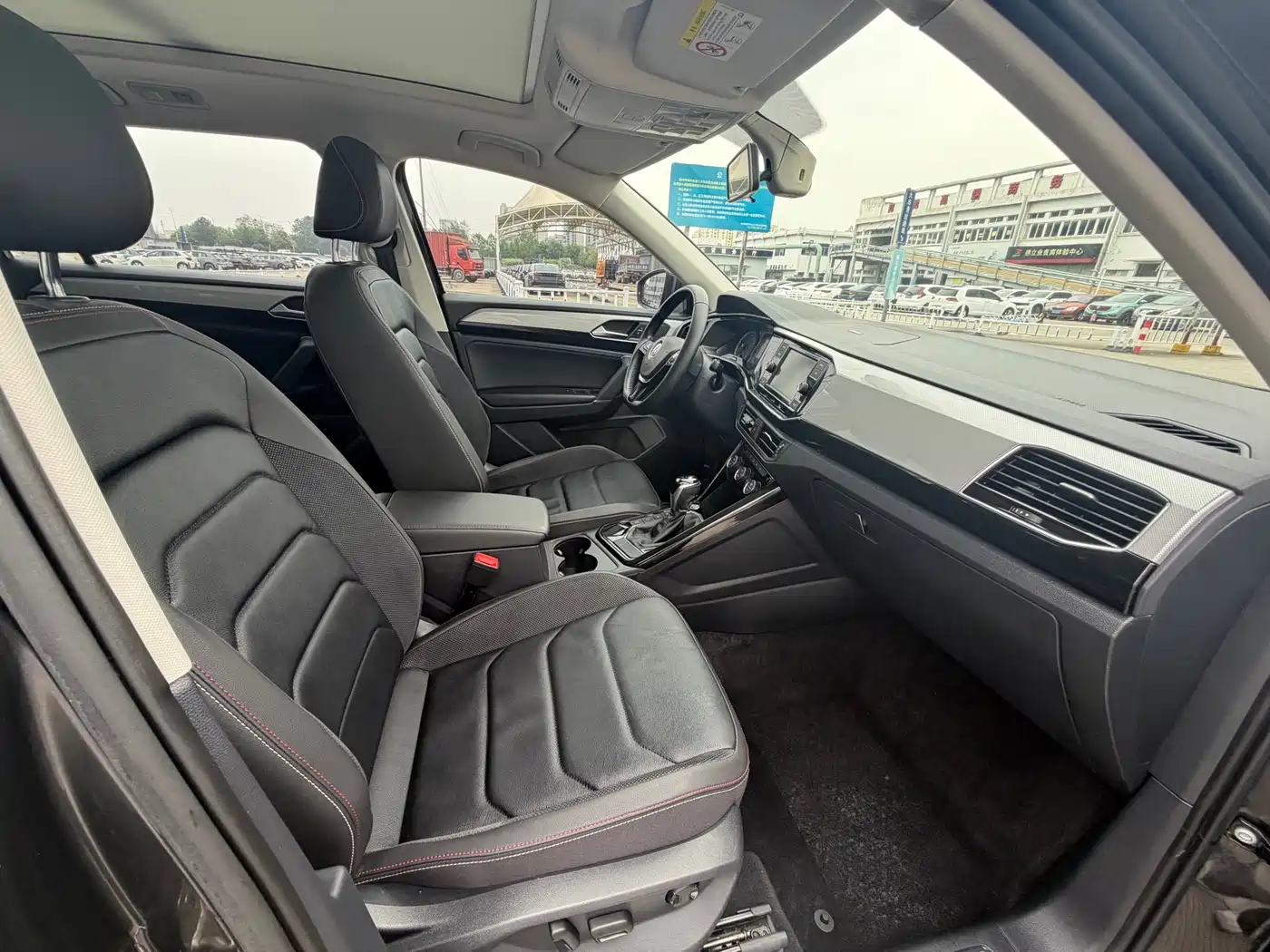 Volkswagen Tayron 2019 330TSI 2WD Luxury China VI фото 11