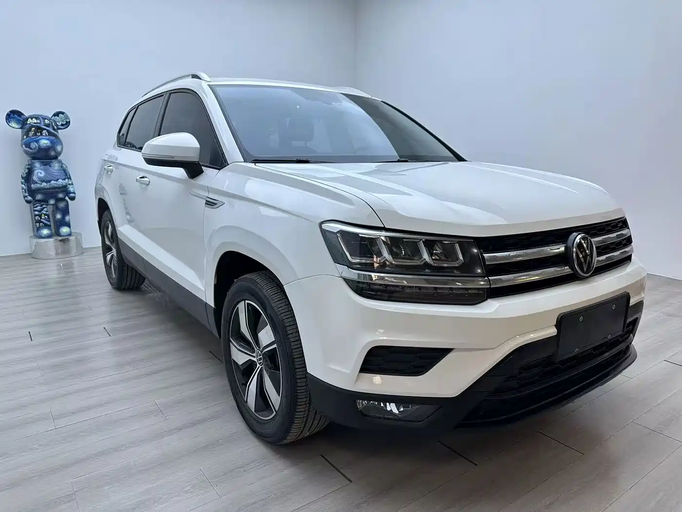 Volkswagen Tharu, миниатюра 2
