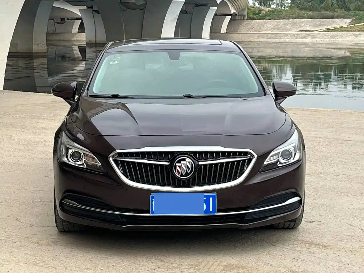 Buick LaCrosse 2016 Facelift 28T Elite фото 2