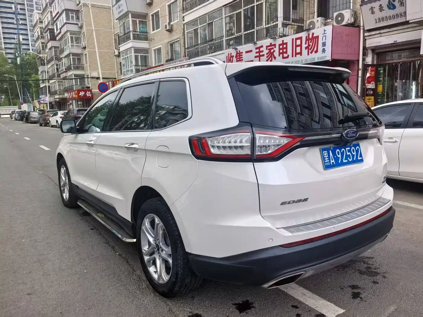 Фото 6 - Ford Edge