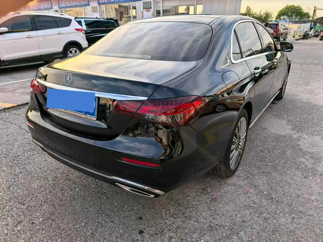 Mercedes-Benz E-Class 2021 E 300 L Fashion фото 6