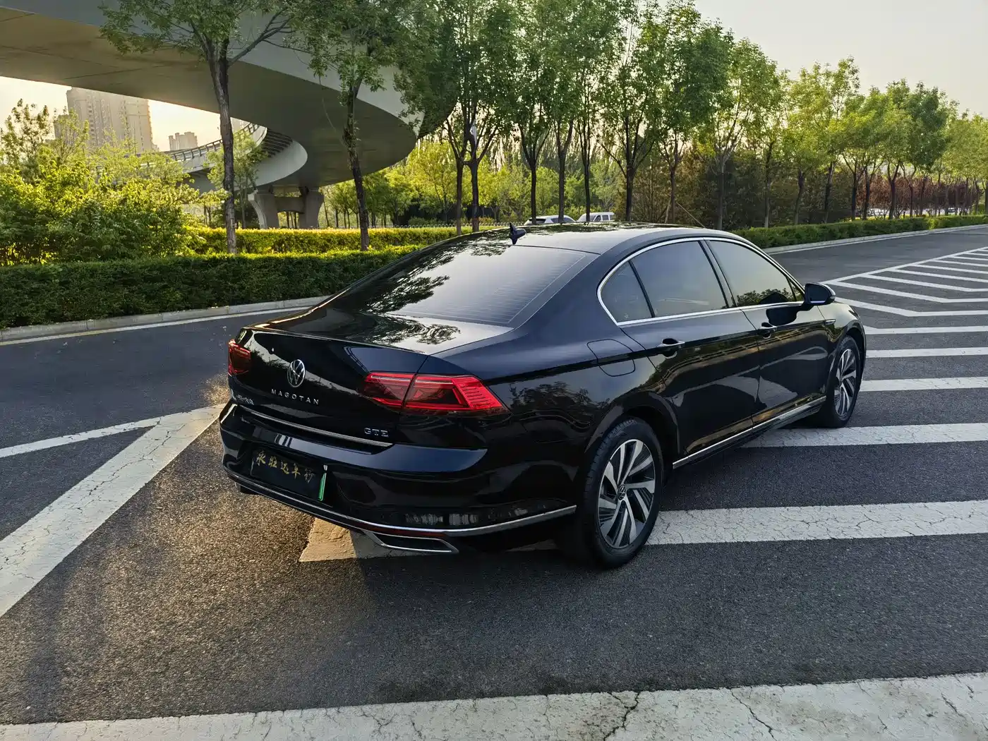 Volkswagen Magotan GTE Plug-in Hybrid 2022 GTE Luxury фото 6