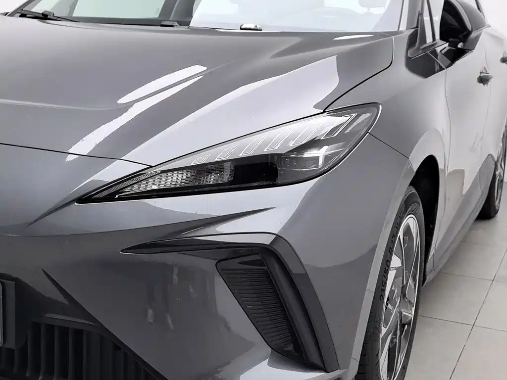 MG MG4 EV 2022 2022 425km Luxury Edition
