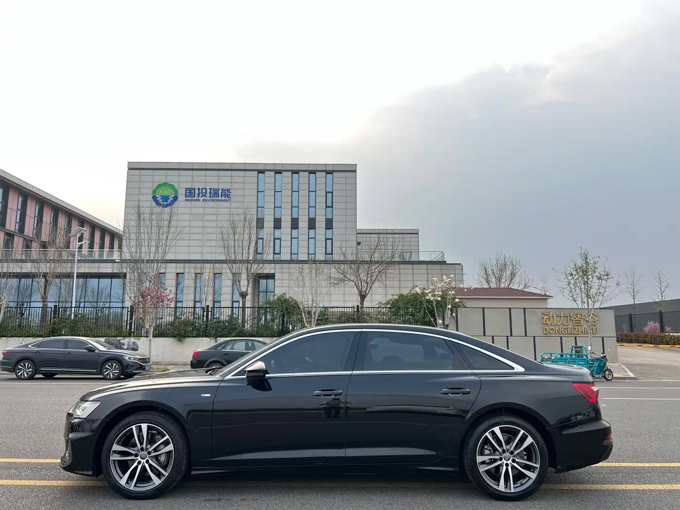 Audi A6L 2021 40 TFSI Luxury Sport фото 3