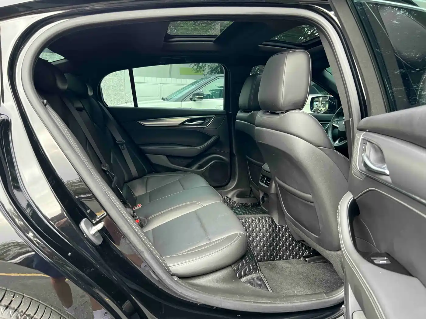 Cadillac CT5 2024 28T Luxury Model Pro фото 15