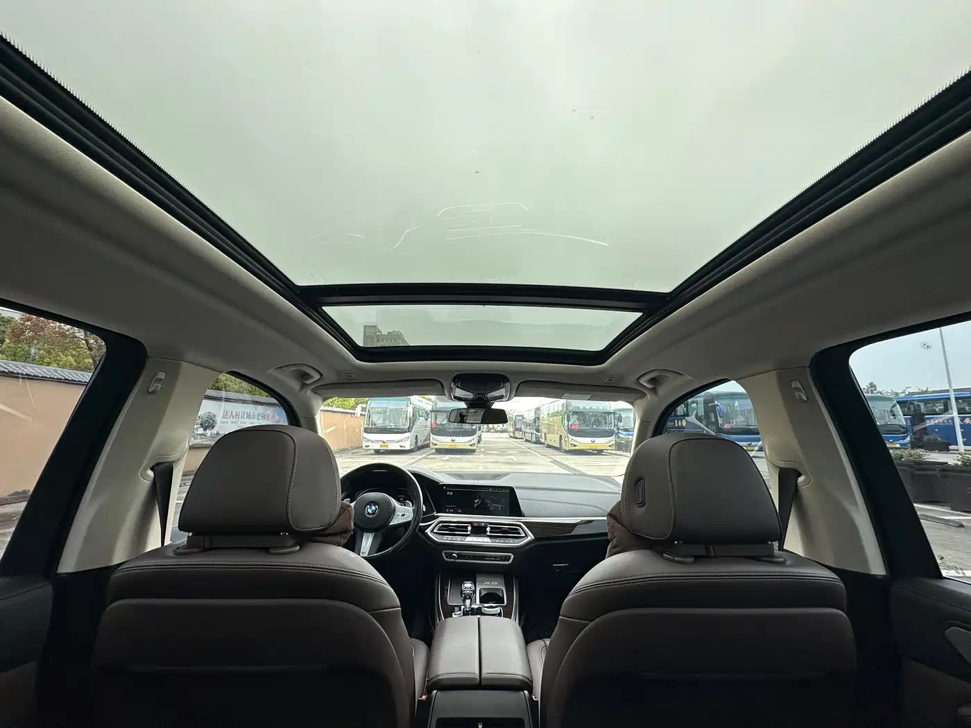 BMW X5 2022 xDrive 30Li Premium M Sport Package фото 15