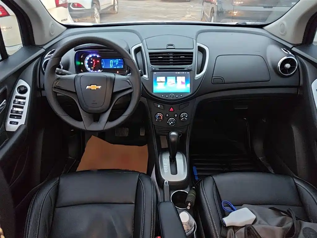 Chevrolet Trax 2016 1.4T Automatic 2WD Comfort Sunroof Edition фото 10
