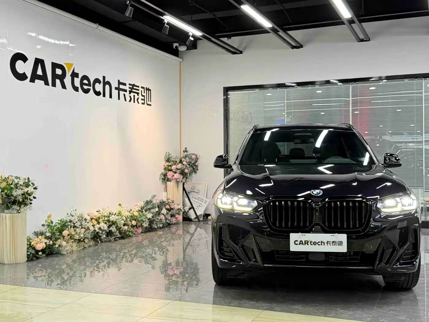 BMW X3 2022 xDrive30i Premium M Night Package фото 2