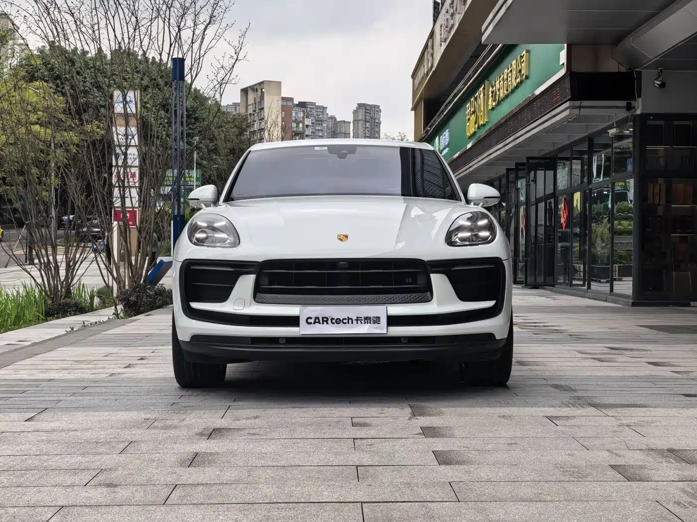 Porsche Macan 2022 Macan T 2.0T фото 4