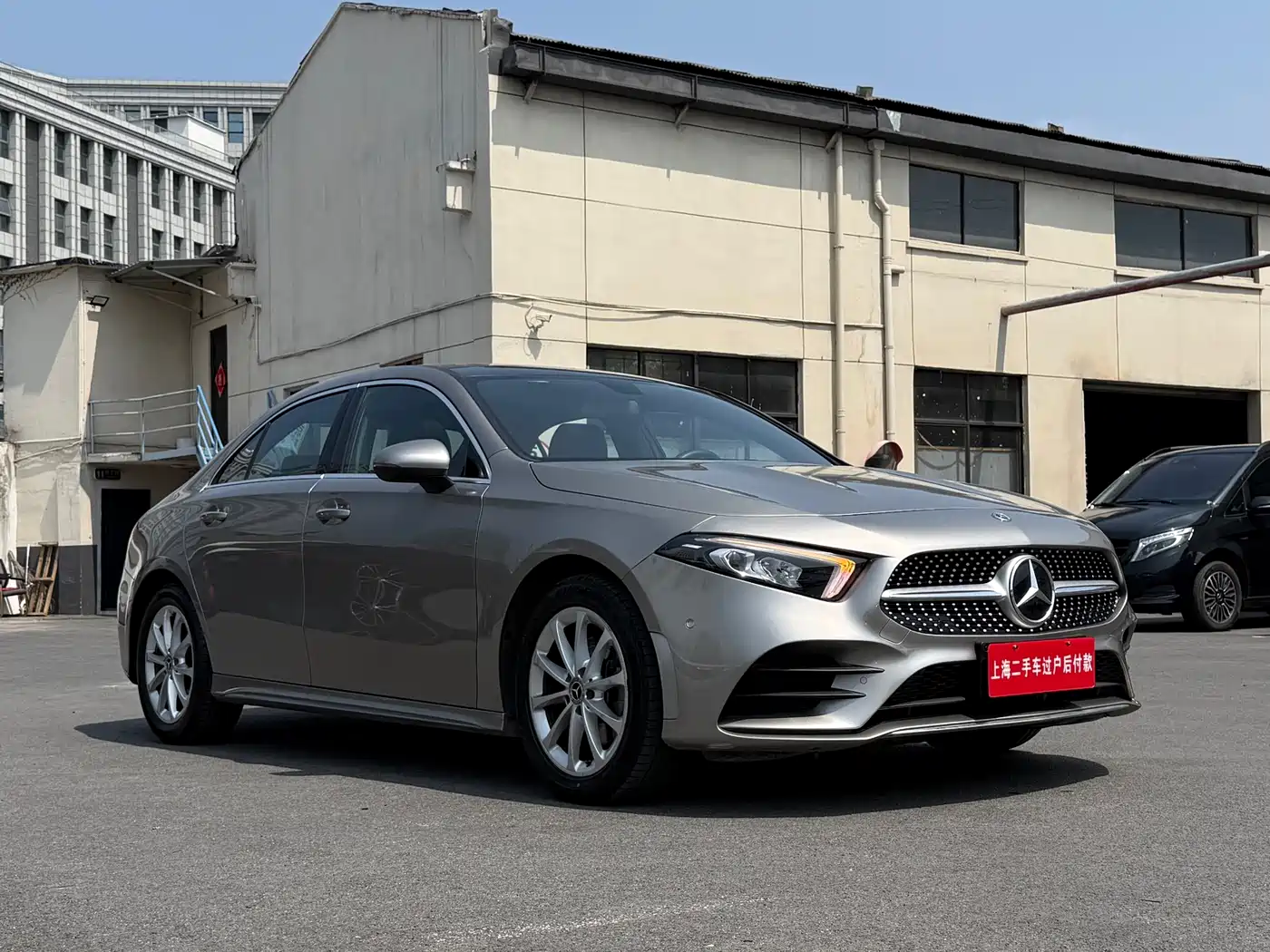 Mercedes-Benz A-Class 2021 A 200 L Sport Sedan Fashion Edition фото 3