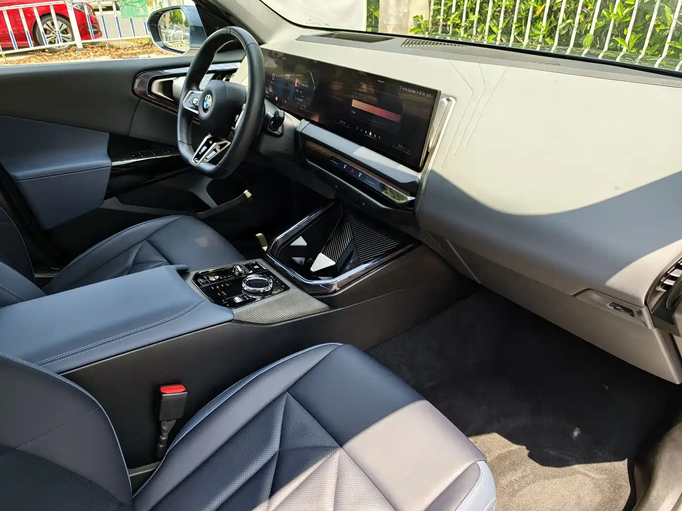 BMW X3 2025 xDrive30L Premium M Sport Package фото 15