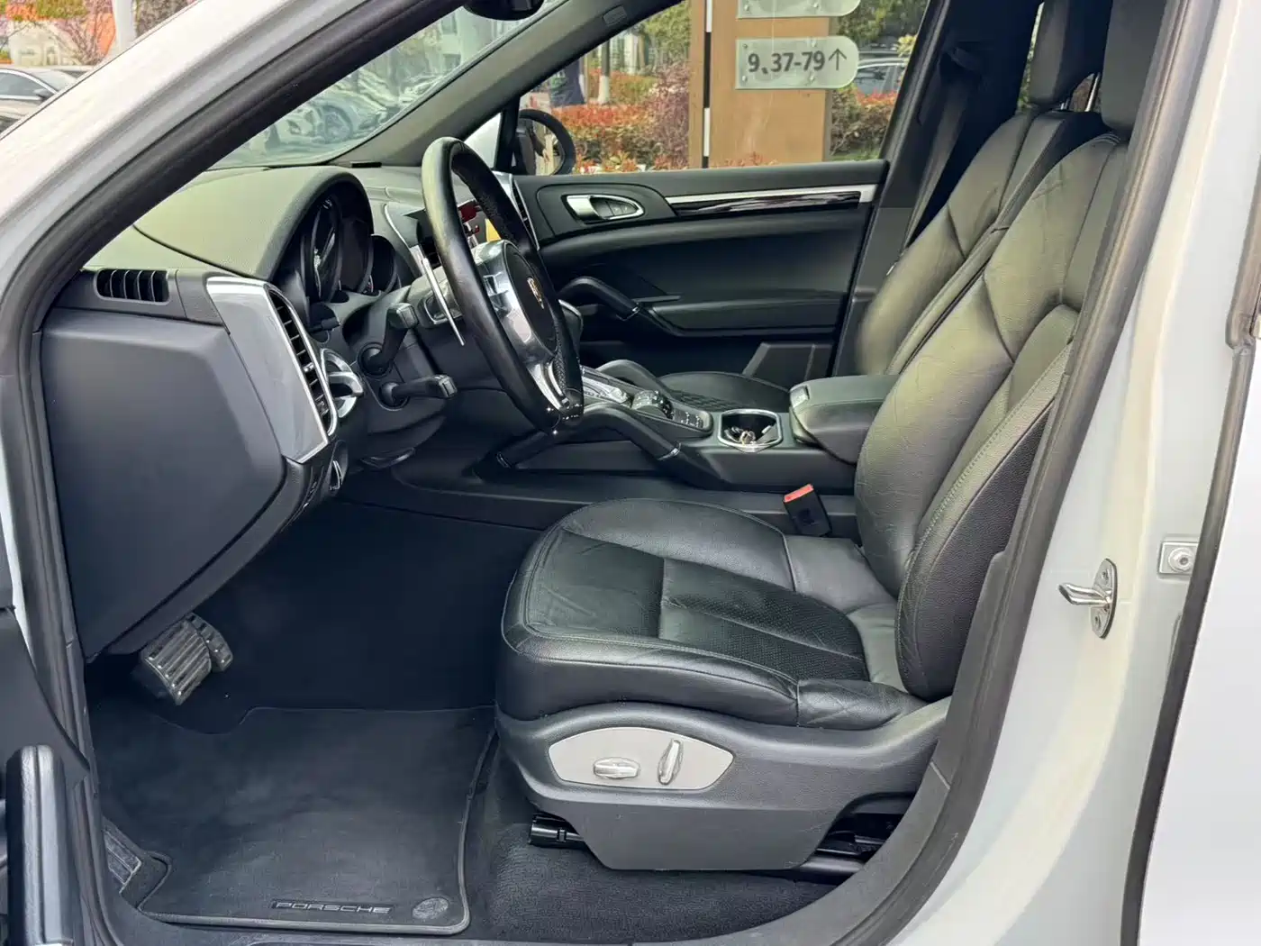 Porsche Cayenne 2014 Cayenne Platinum Edition 3.0T фото 6