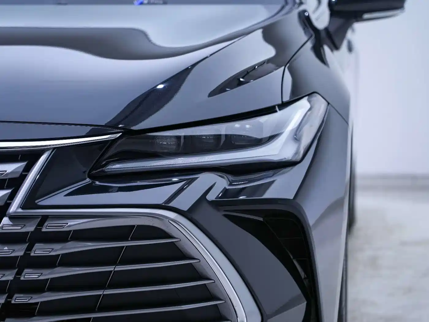 Toyota Avalon 2024 Model 2.0L Progressive Edition фото 12