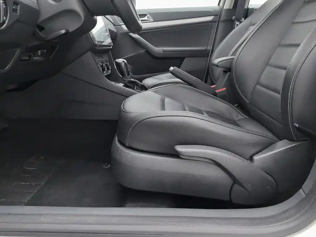 Volkswagen Lavida Tour 2018 2017 180TSI DSG Comfort Edition