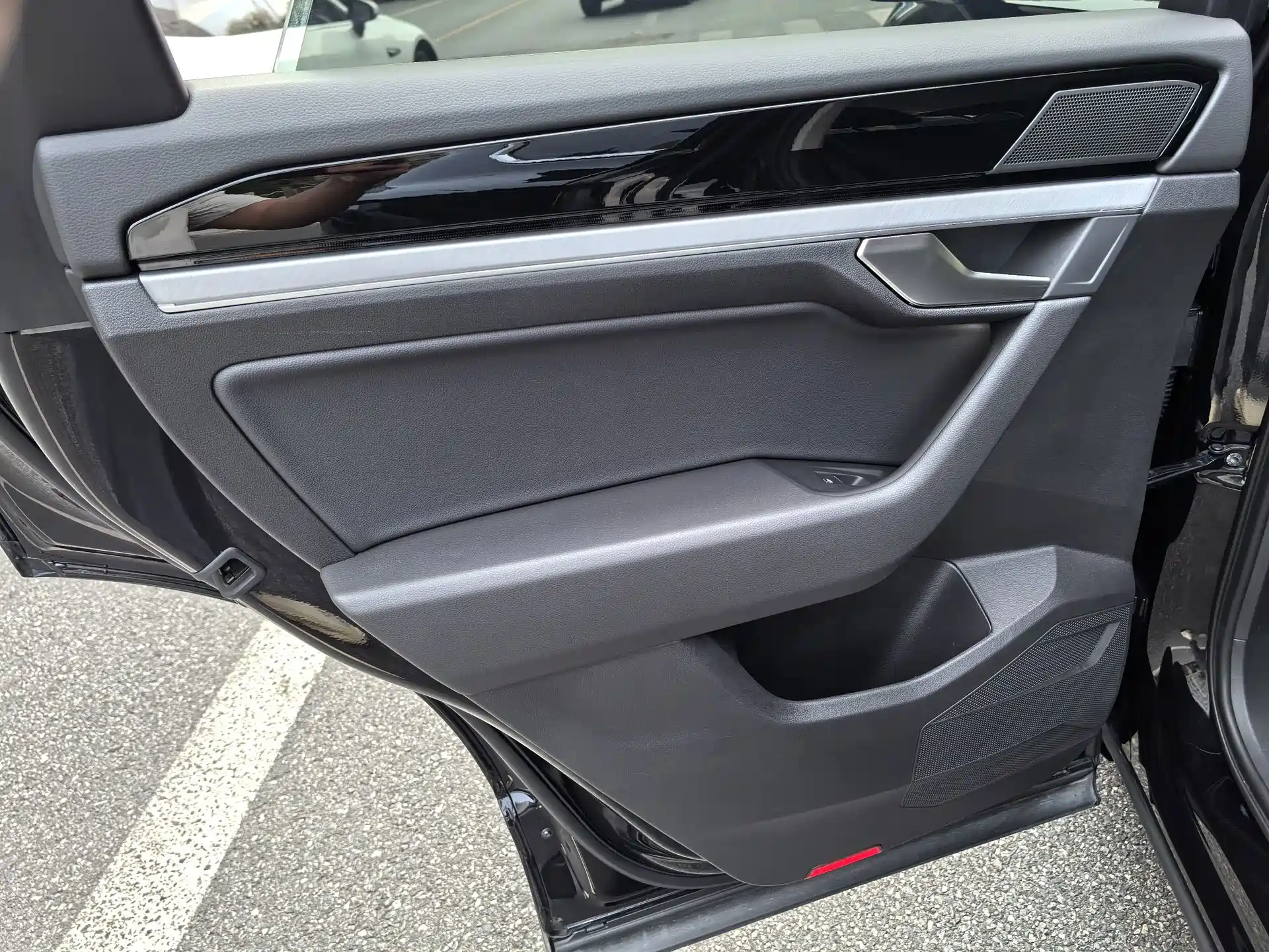 Фото 23 - Volkswagen Touareg