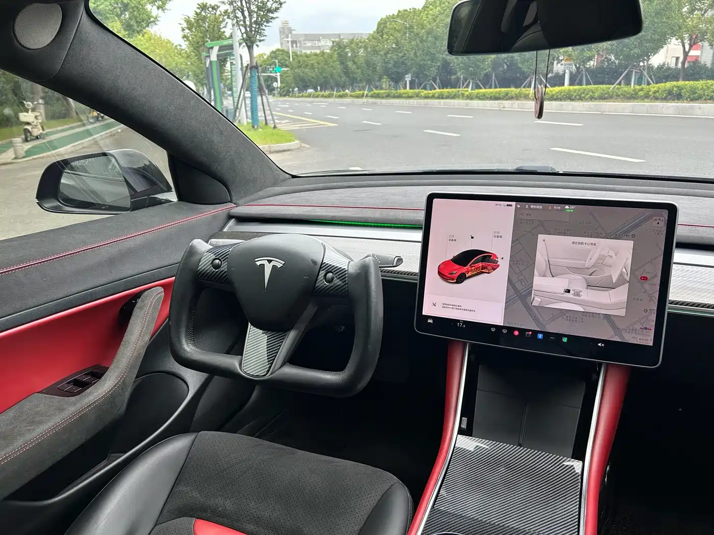 Photo 9 - Tesla Model 3