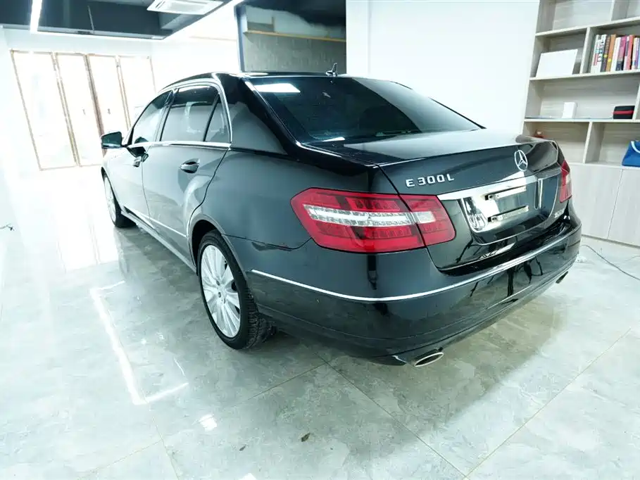 Mercedes-Benz E-Class 2012 E 300 L Elegance Model фото 6