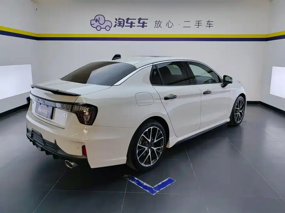 Lynk & Co 03 2021 1.5TD DCT Jin Champion Edition фото 3