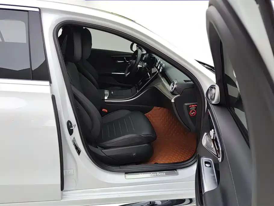Mercedes-Benz C-Class 2023 Facelift II C 260 L Sport Edition фото 8