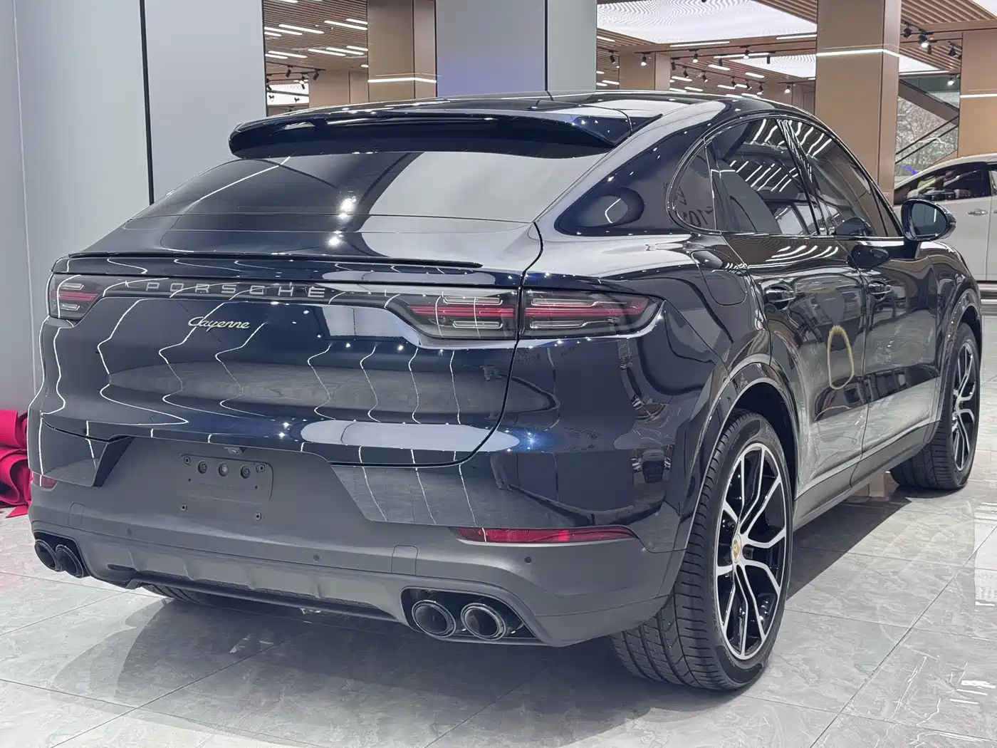 Porsche Cayenne 2023 Cayenne 3.0T Platinum Edition фото 8