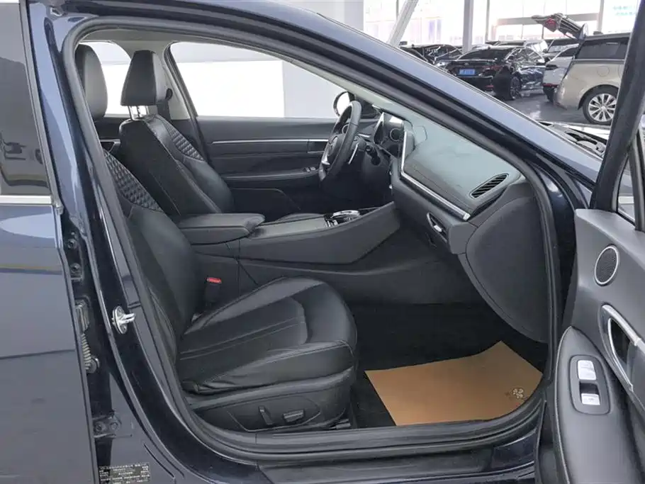 Hyundai Sonata 2020 270TGDi DCT GLS Elite Edition фото 8