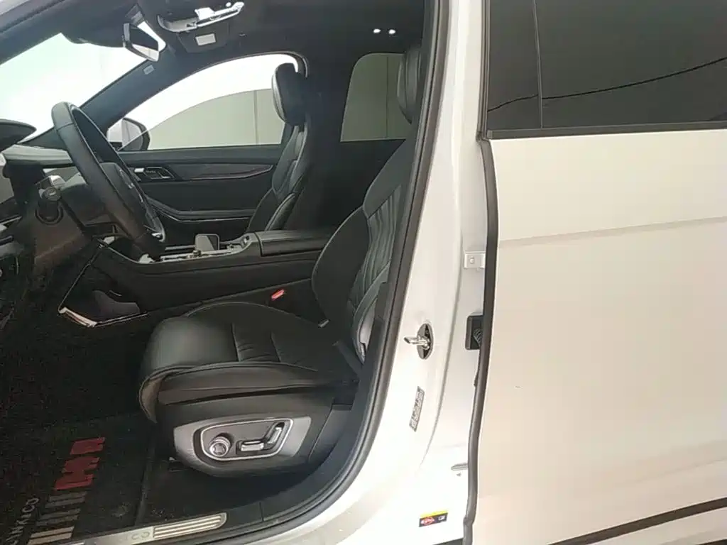 Lynk & Co 09 2022 2021 2.0T Halo 6-Seater