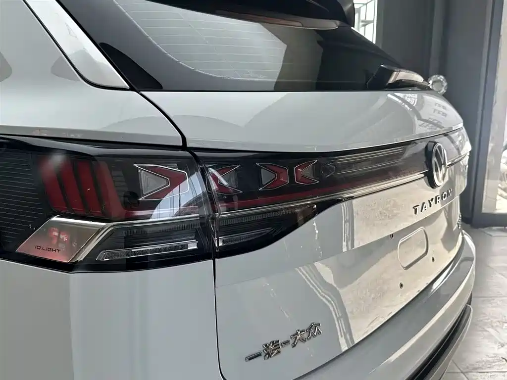 Volkswagen Tayron 2023 300TSI 2WD Luxury Plus Advanced Edition фото 7