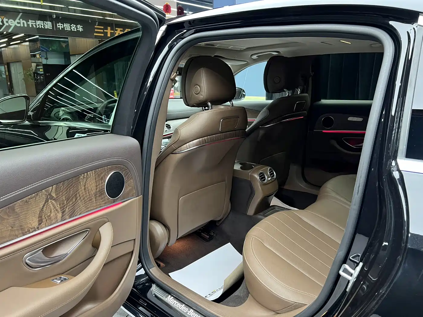 Mercedes-Benz E-Class 2017 E 200 L 4MATIC фото 13