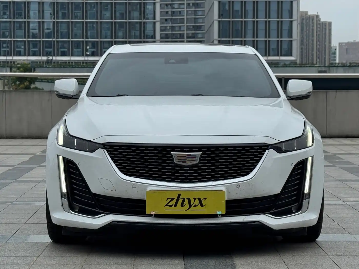 Фото 2 - Cadillac CT5