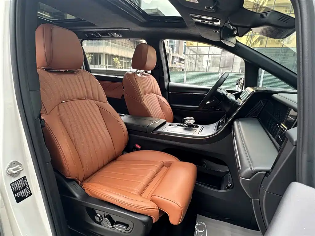 GAC Trumpchi Trumpchi E9 2024 E9 Champion Edition фото 25