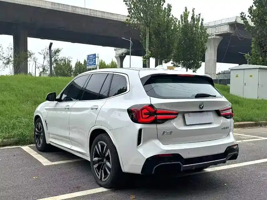BMW iX3 2024 2022 Facelift Leading Model