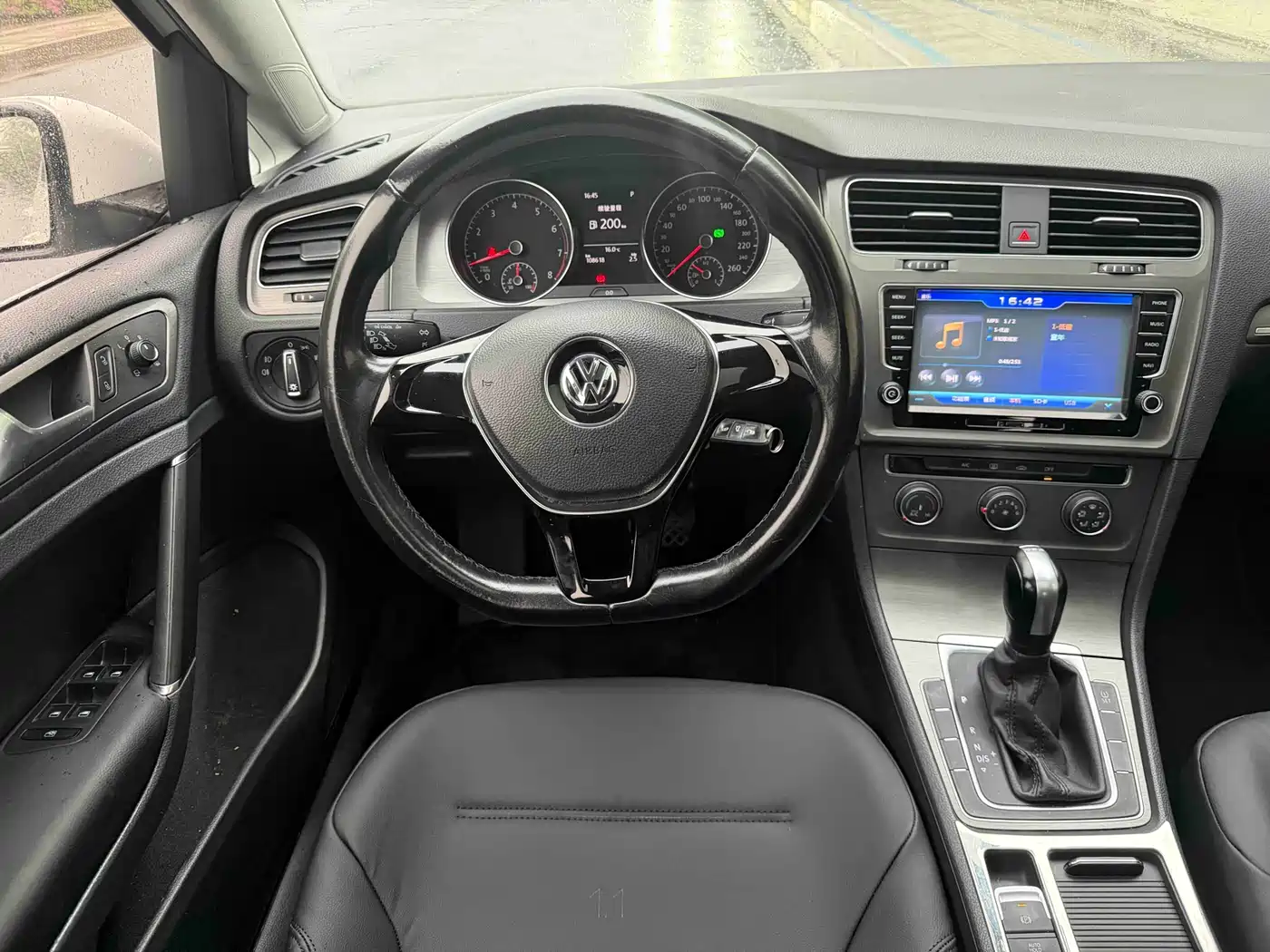Volkswagen Golf 2015 1.4TSI Automatic Comfort фото 11