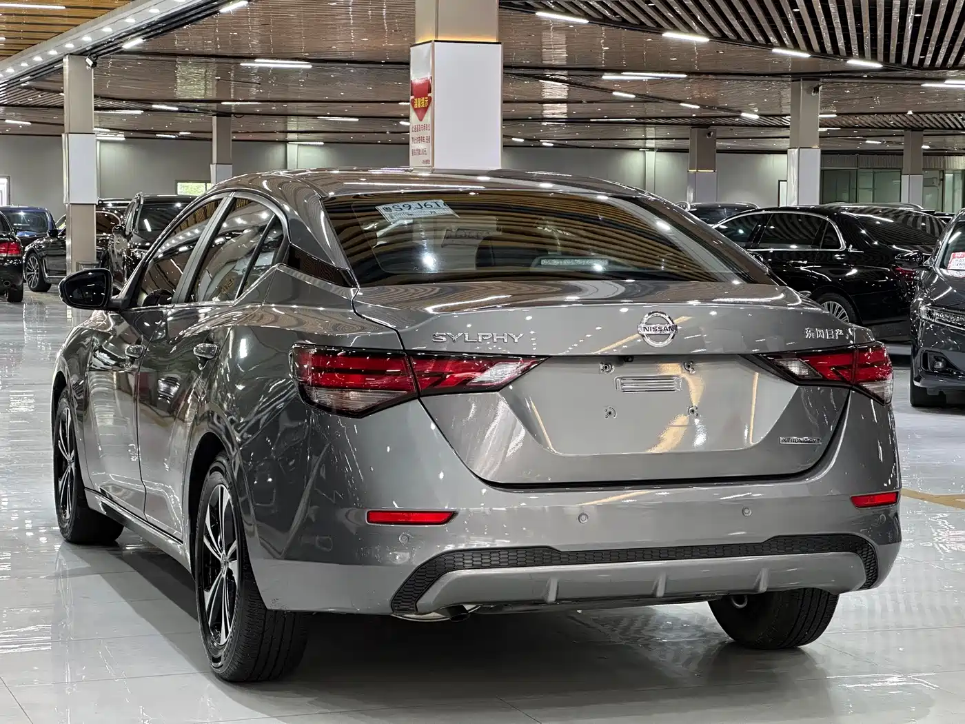 Nissan SYLPHY, миниатюра 11