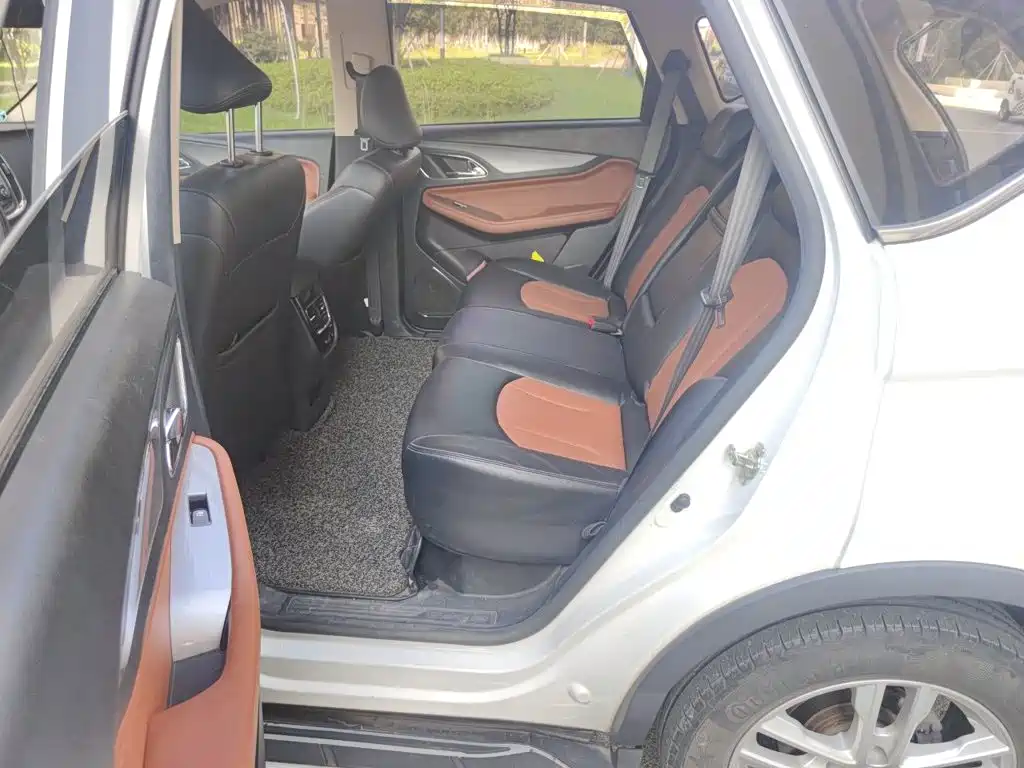 Baojun 560 2016 2016 1.8L Manual Elite