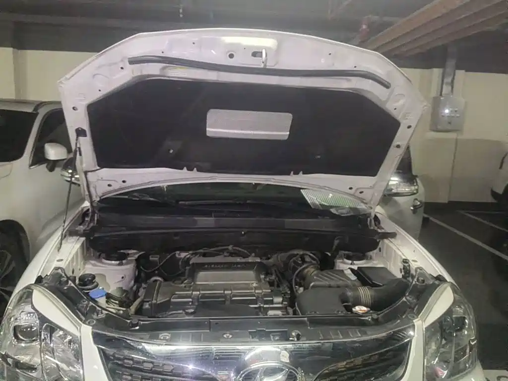 Hyundai Tucson 2014 2013 2.0L Manual 2WD Fashion