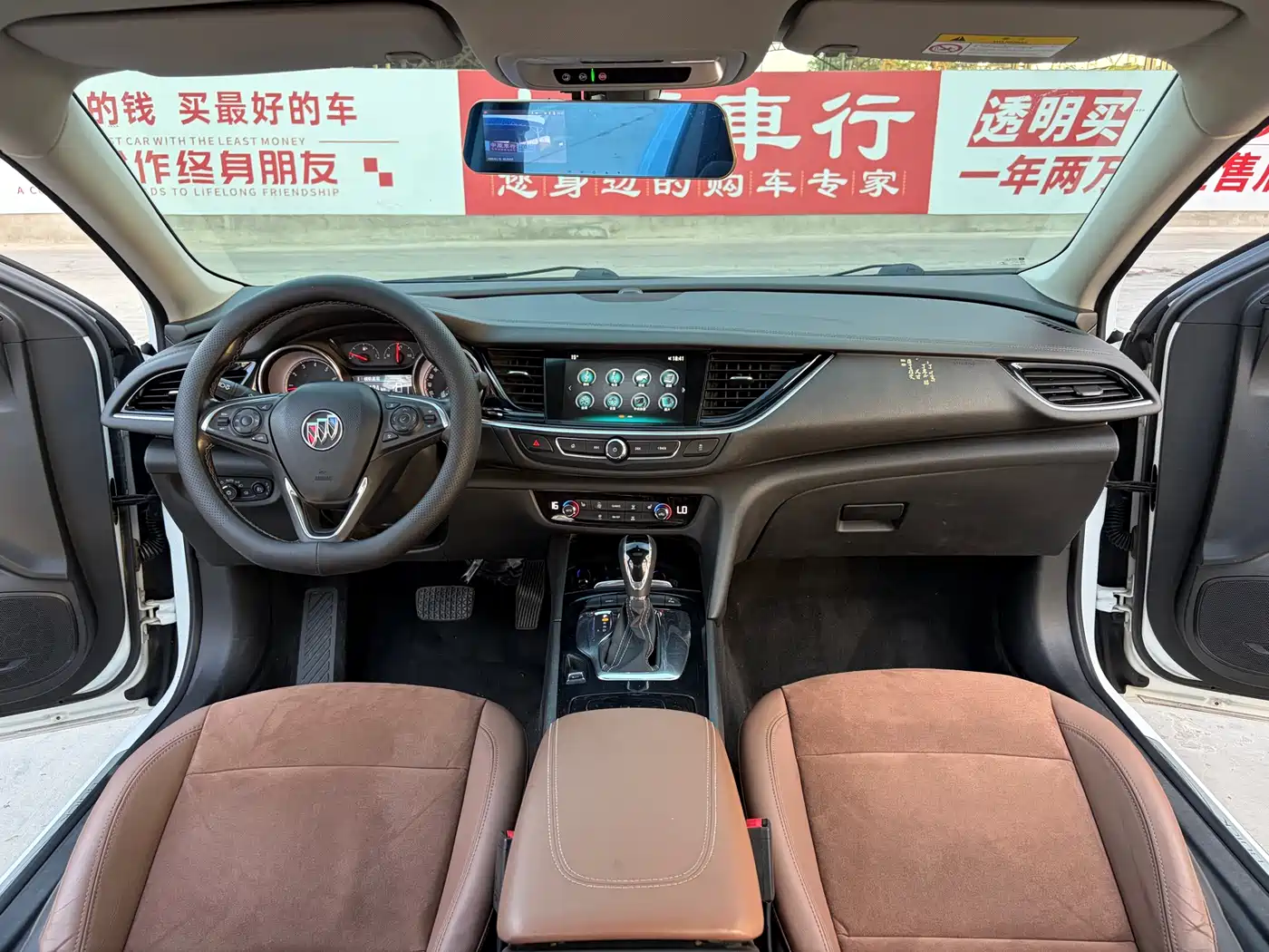 Buick Regal 2017 20T Elite Type фото 9