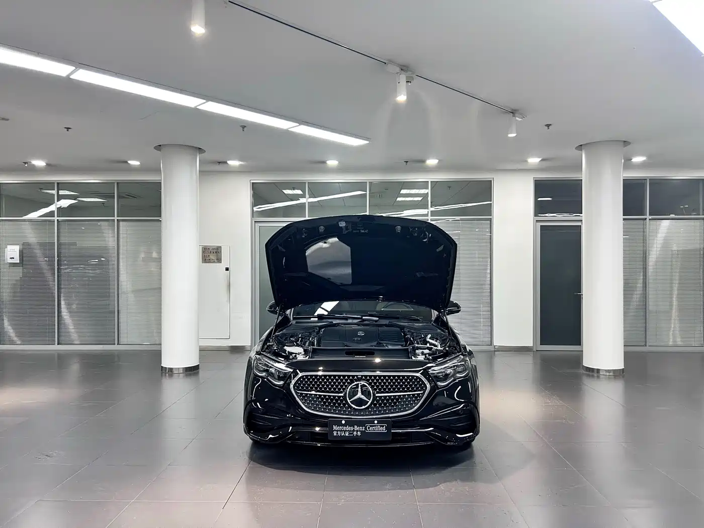 Mercedes-Benz E-Class (Import) 2025 2025 E 300 Fashion Sport
