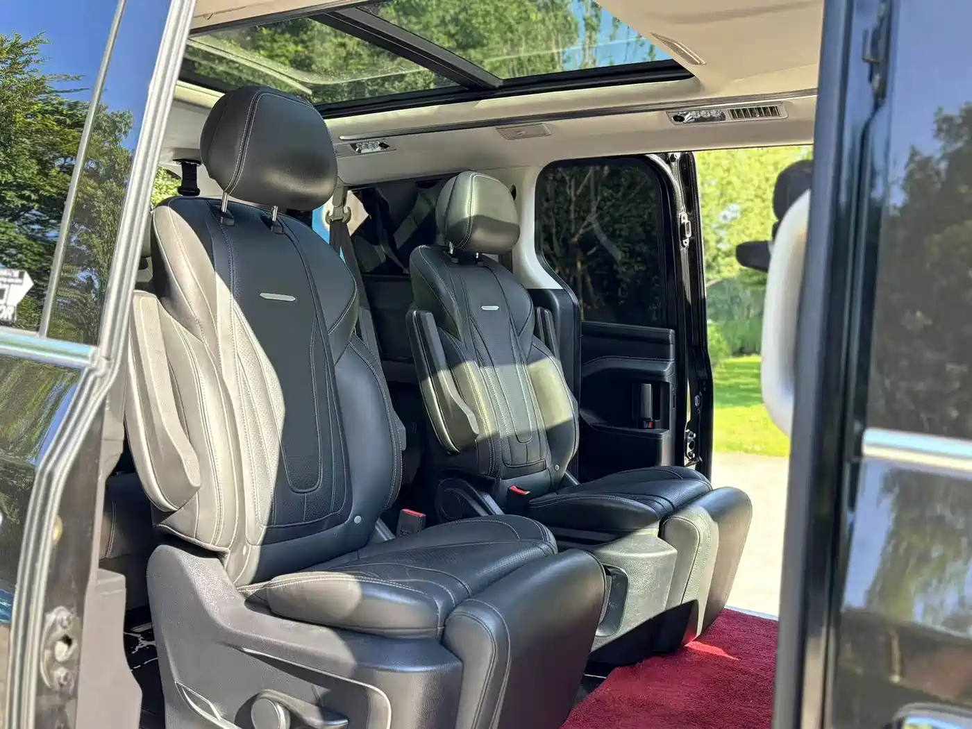 SAIC Maxus Maxus G20 2021 2021 PLUS 2.0T Gasoline Automatic Luxury Executive Edition