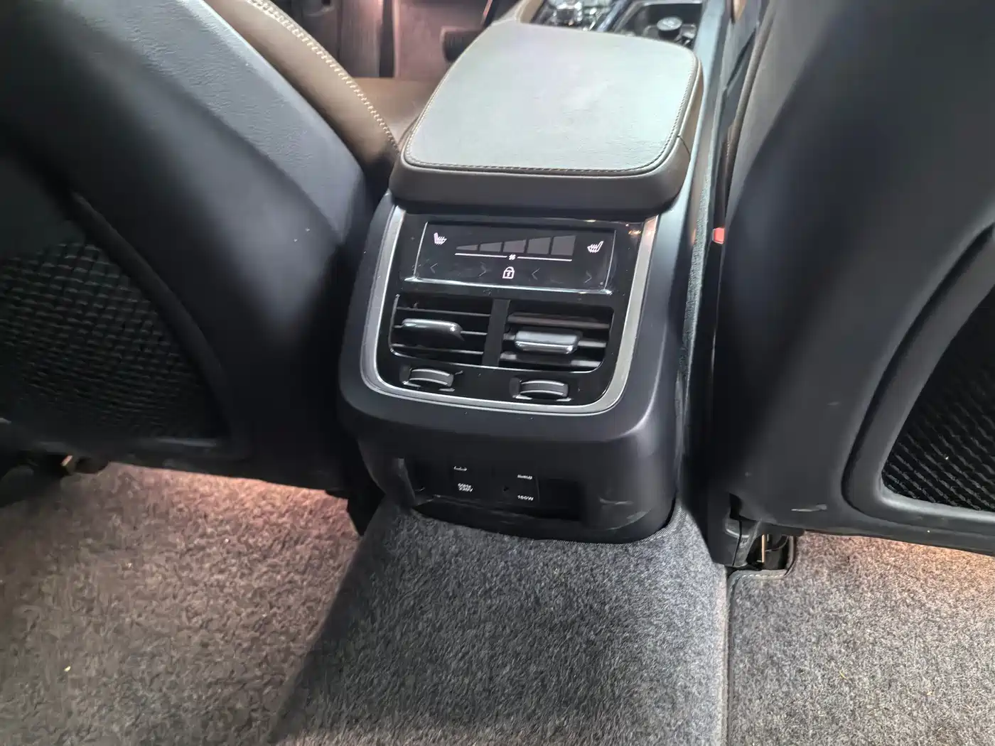 Volvo V90 2017 2017 Cross Country T5 AWD Premium