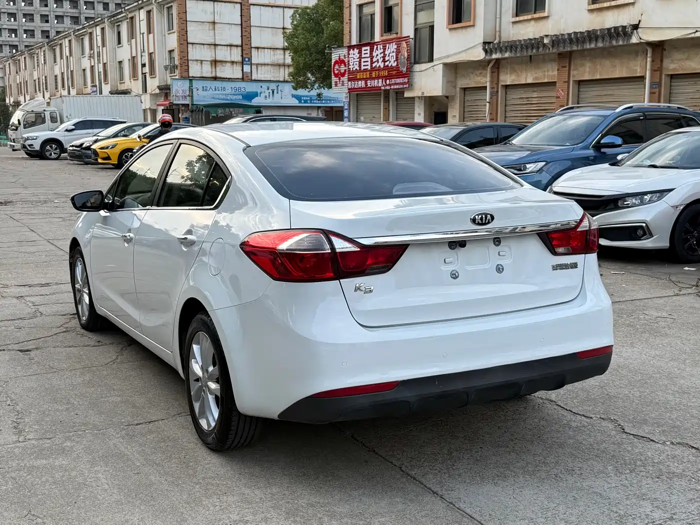 Kia K3 2016 1.6L Automatic GLS фото 7