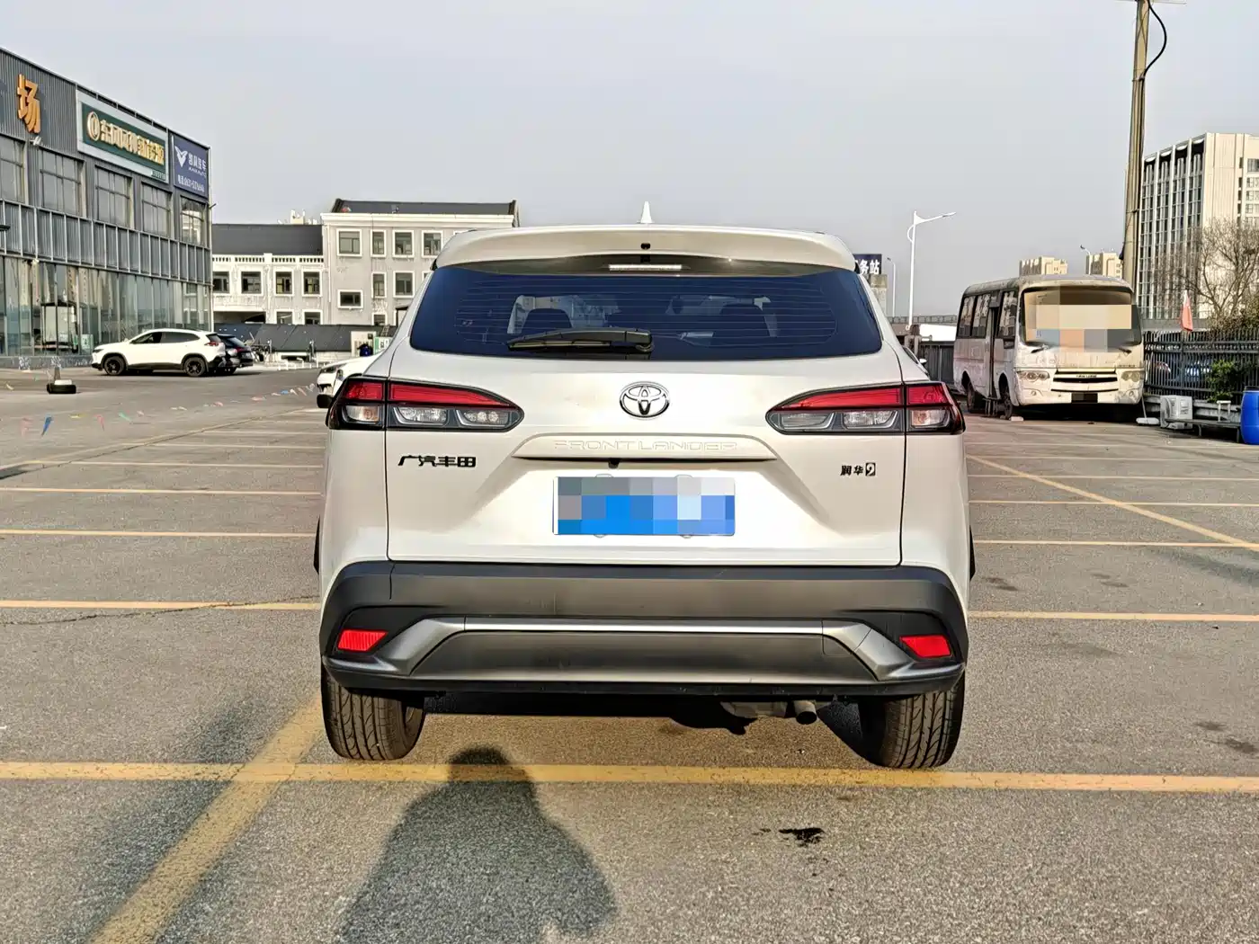 Toyota Frontlander 2024 2.0L CVT Luxury Edition фото 5
