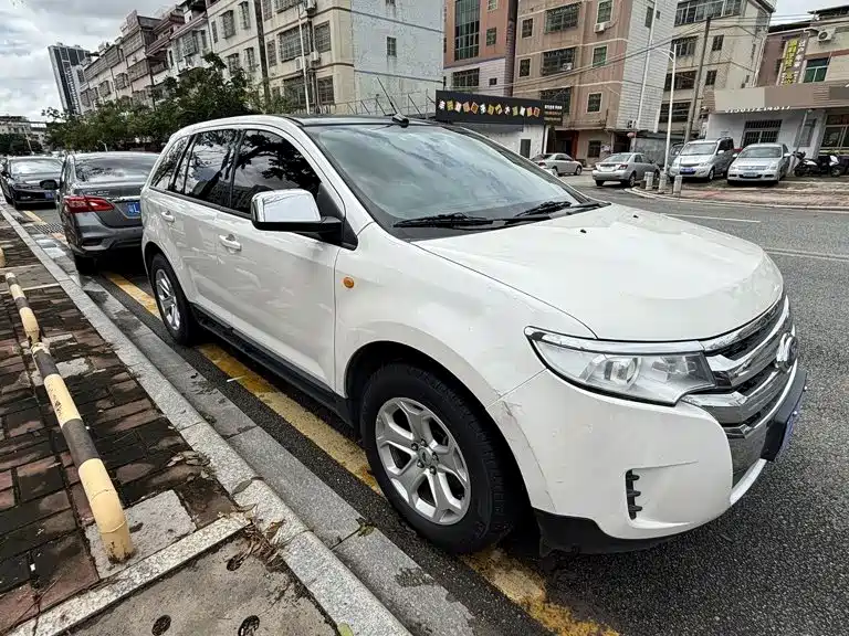 Ford Edge (Import) 2014 2012 2.0T Elite Sunroof Edition