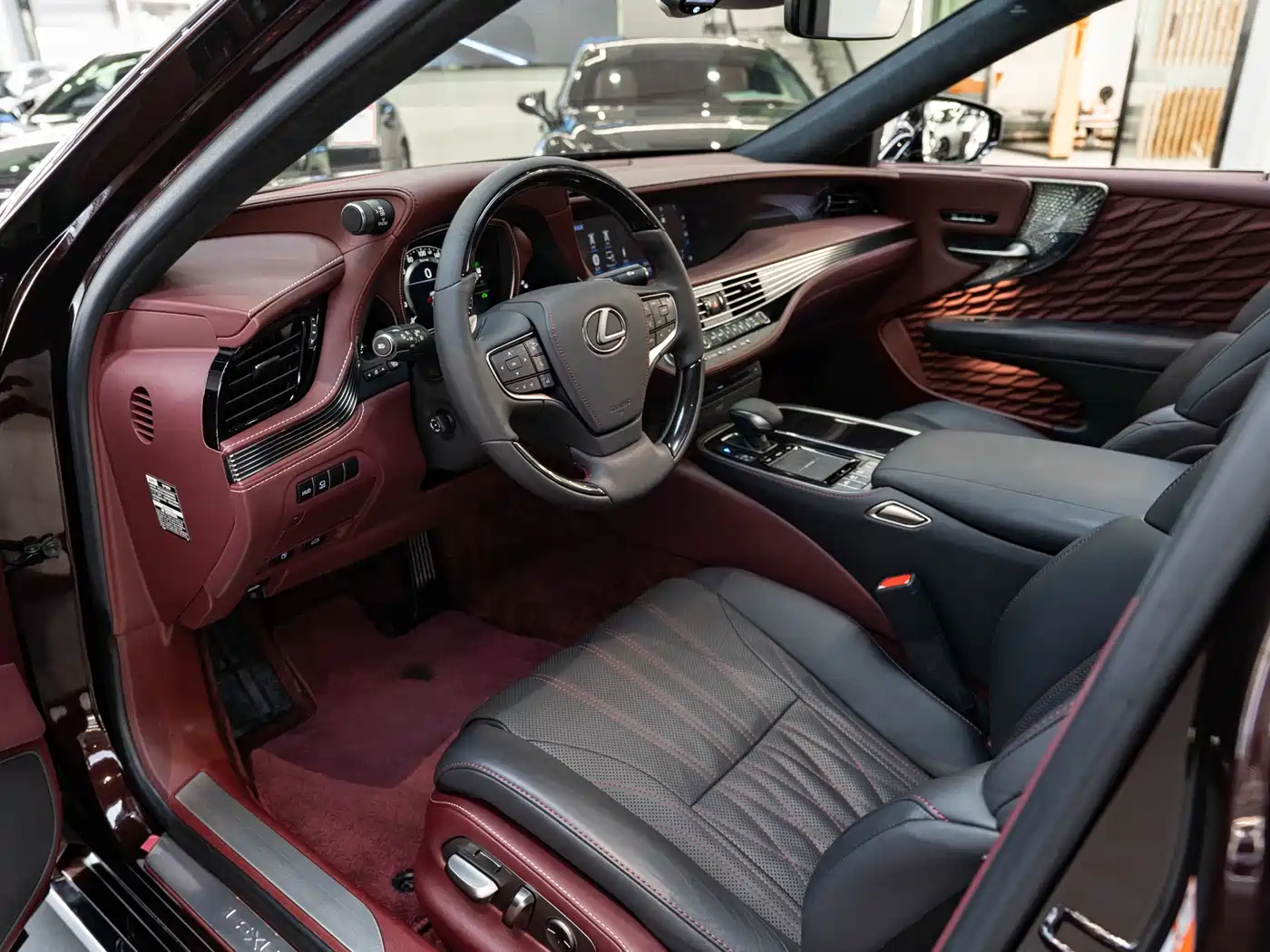 Lexus LS 2020 500h Executive (China VI) фото 9