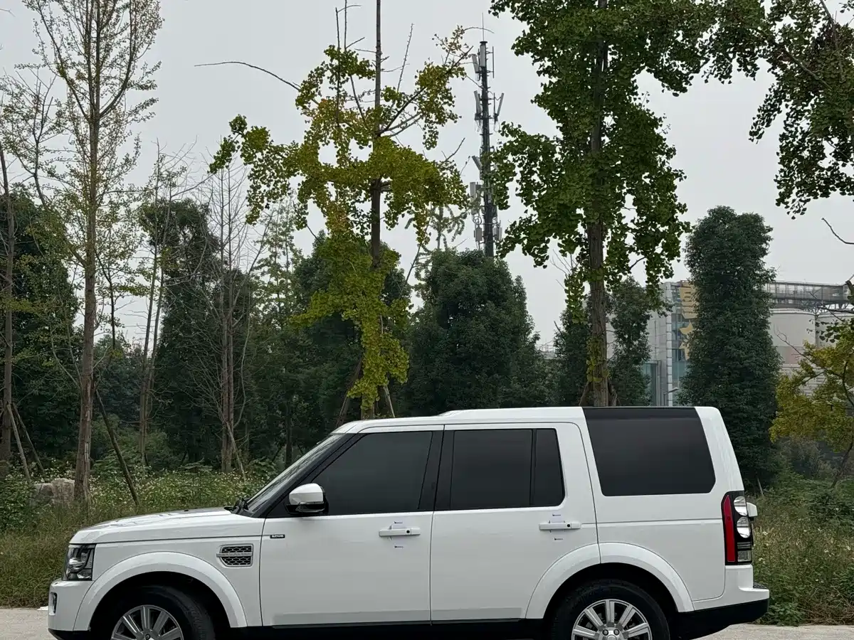صورة 5 - Land Rover Discovery