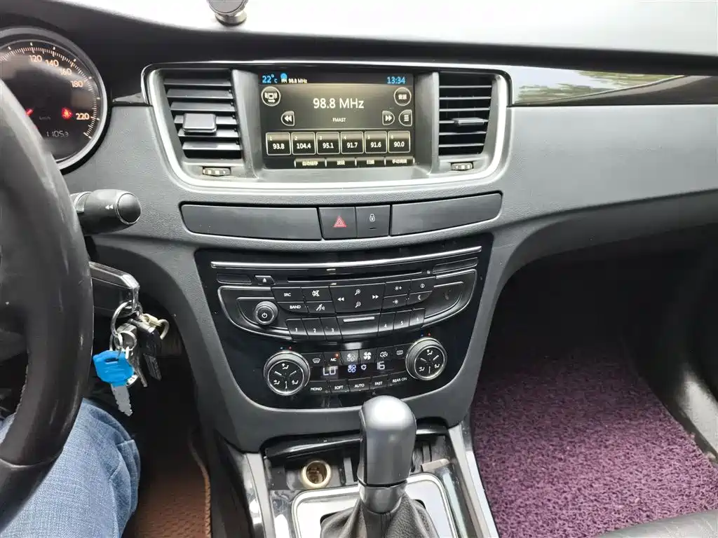 Peugeot 508 2012 2.0L Automatic Smart Edition фото 4