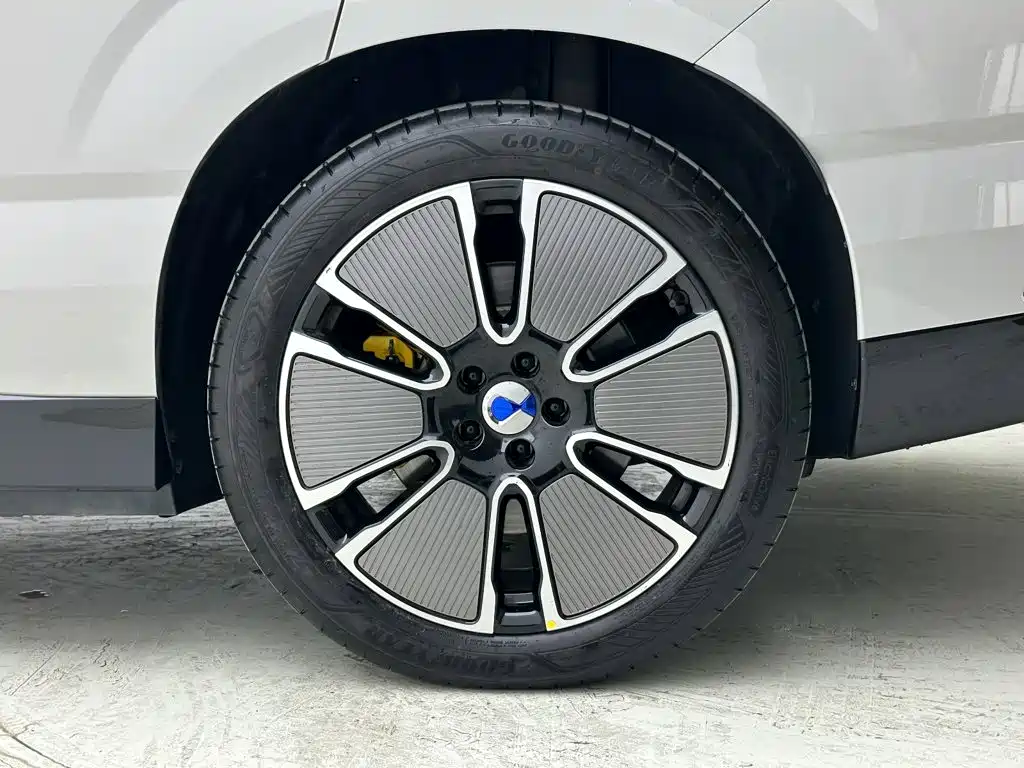 Denza N8L 2025 2025 Standard