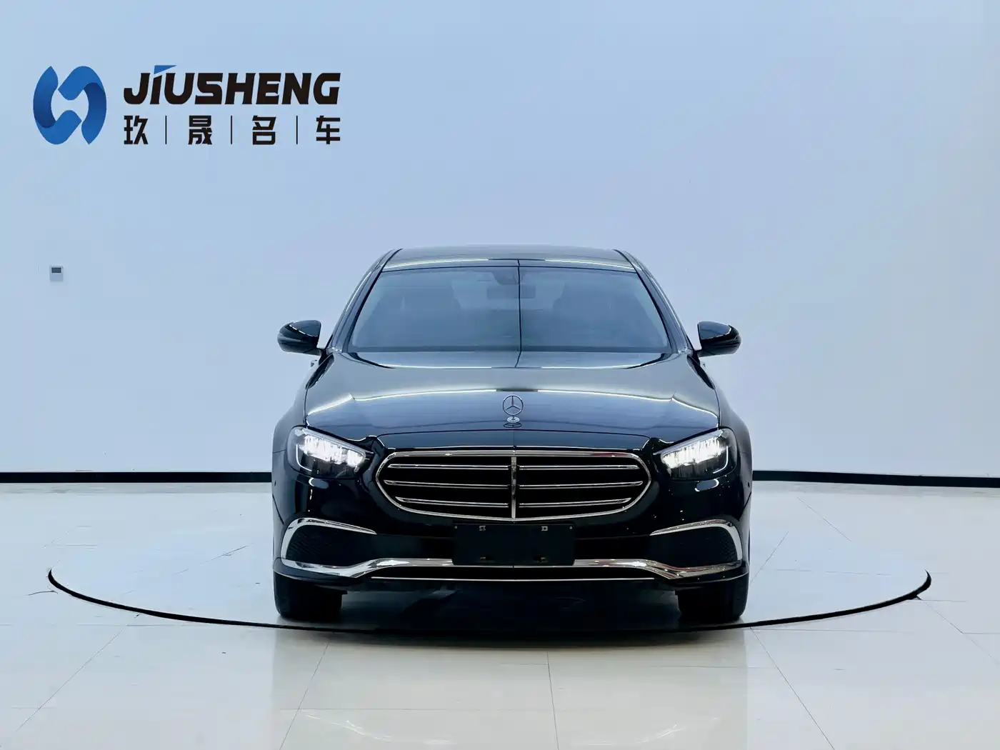 Mercedes-Benz E-Class 2023 E 260 L фото 2