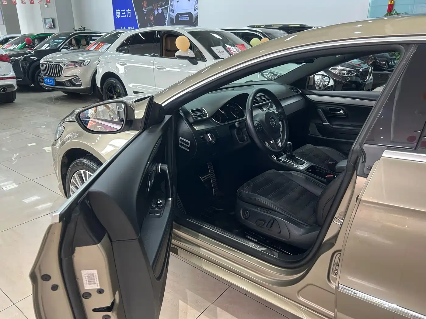 Volkswagen FAW-Volkswagen CC 2016 Model 1.8TSI Luxury фото 7