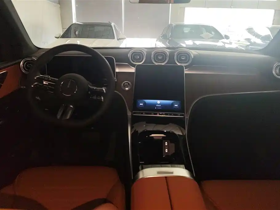 Mercedes-Benz GLC 2025 GLC 300 L 4MATIC Dynamic 5-seater фото 12