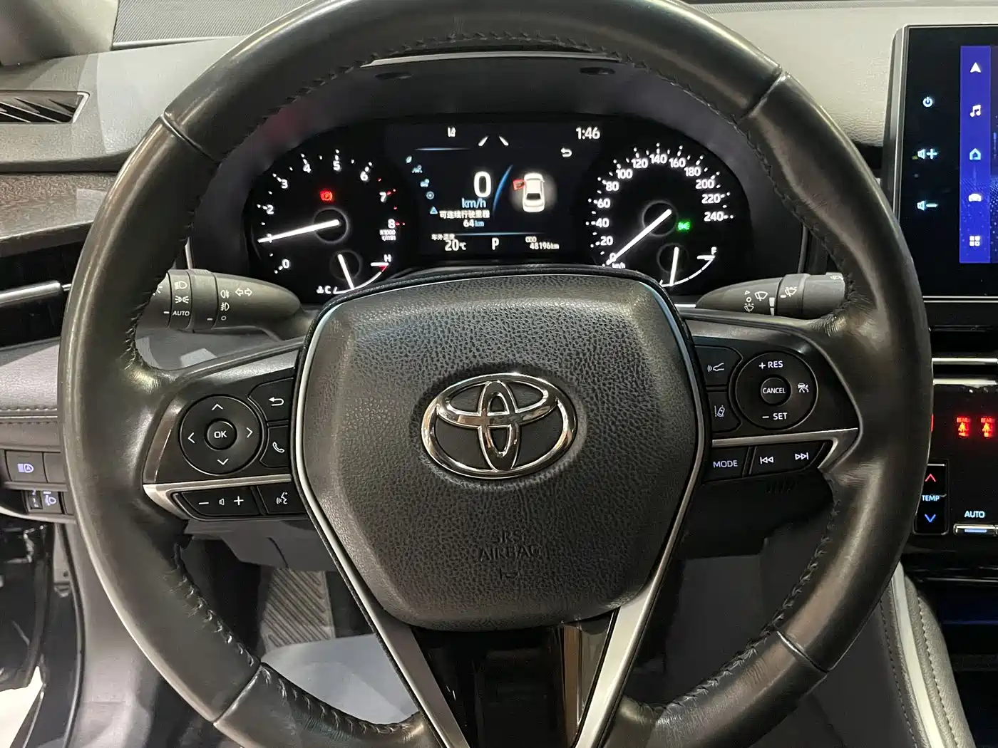 Toyota Avalon 2022 2.0L Luxury Edition фото 8